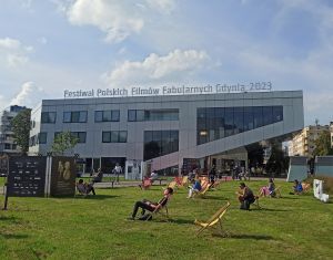 KIM JEST GDYŃSKI FESTIWALOWICZ? WYNIKI BADANIA WIDOWNI 48. FFPF W GDYNI